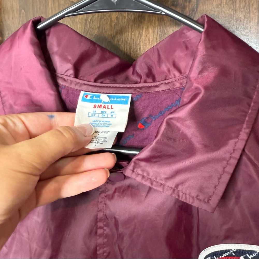 Vintage Champion Women's Burgundy Bomber Jacket size S oversized cropped - Picture 8 of 14